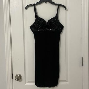 Black Forever 21 body on dress with sequins